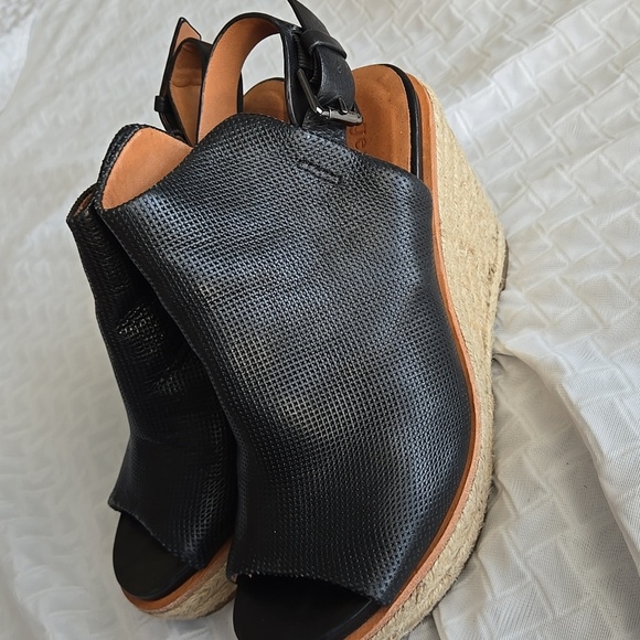 Gentle Souls Jacey Espadrille Wedges Timeless Minimalist Summer Shoes - Picture 5 of 10